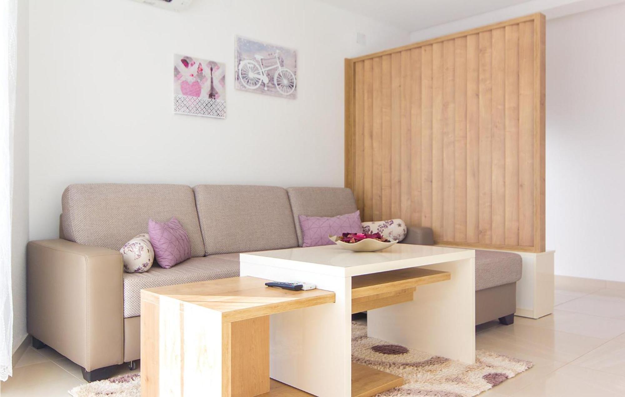 Lovely Apartment In Medulin With Kitchen Extérieur photo